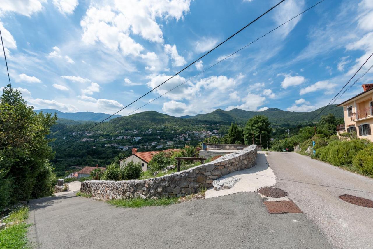 Sea View Apartment With Garden Near Opatija Veprinac Dış mekan fotoğraf